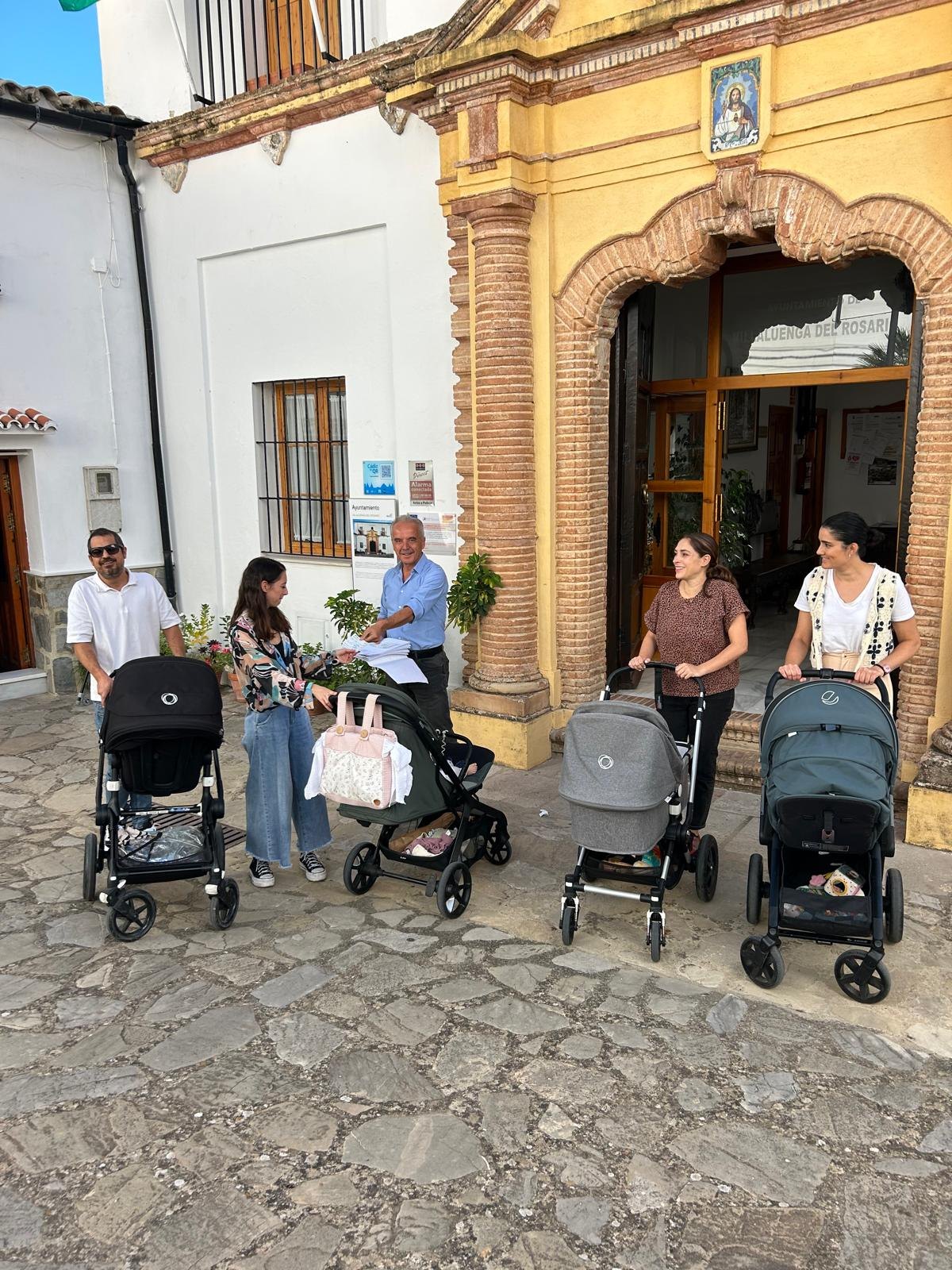 FOMENTO DEL BIENESTAR FAMILIAR: ENTREGA DEL CHEQUE BEBÉ