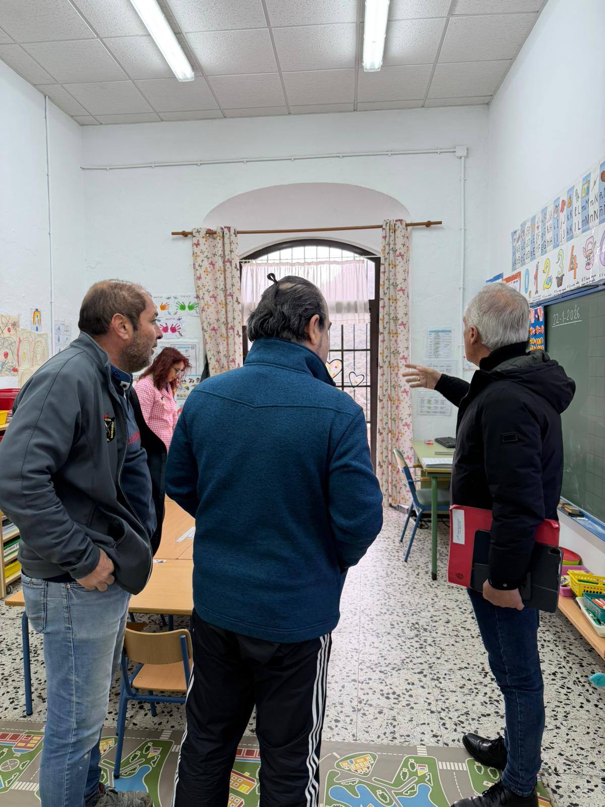 EL AYUNTAMIENTO DE VILLALUENGA MEJORA LAS INSTALACIONES EDUCATIVAS Y JUVENILES