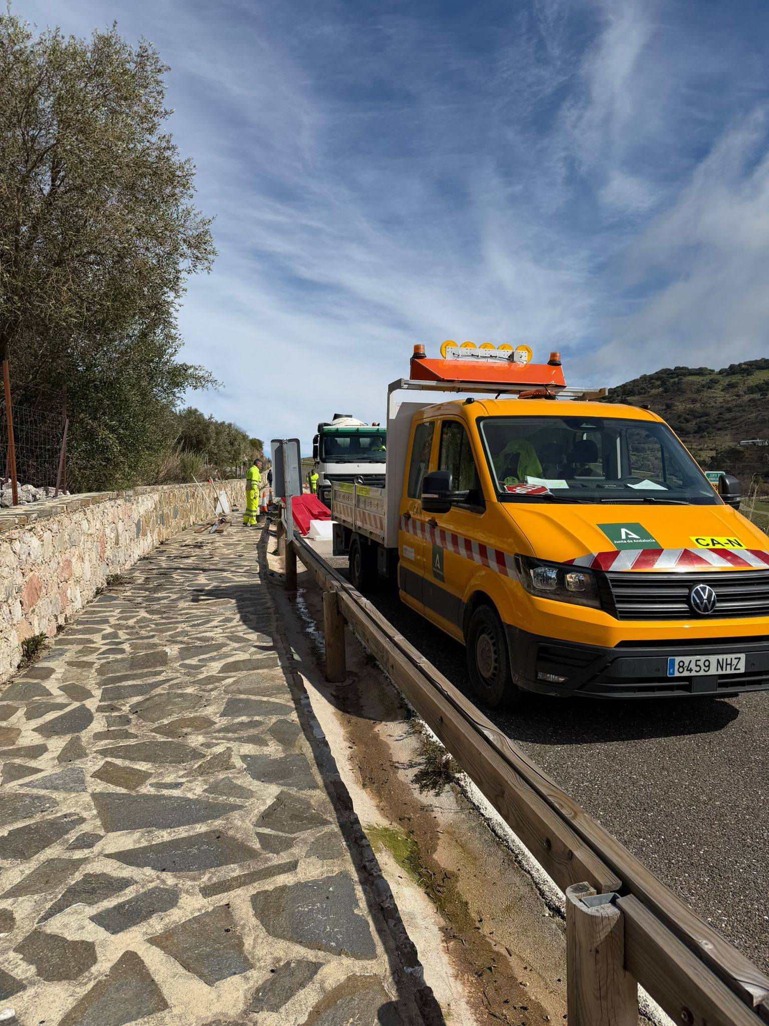 EL 19 DE FEBRERO REABRE LA CARRETERA A-2302 ENTRE VILLALUENGA DEL ROSARIO Y GRAZALEMA