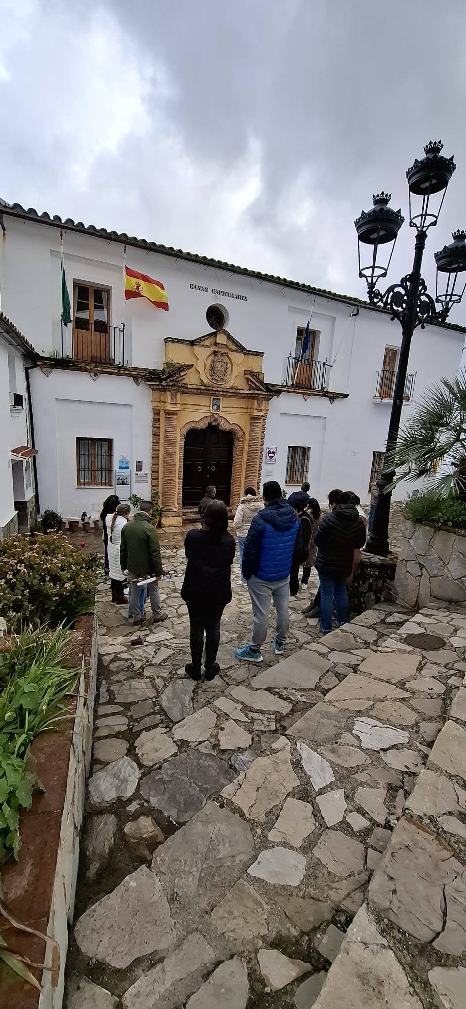 ¡ATENCIÓN! NOTICIA IMPORTANTE: VILLALUENGA DEL ROSARIO RECLAMA A LA JUNTA DE ANDALUCÍA QUE NO REDUZCA UNIDADES EN EL ÚNICO COLEGIO DE LA LOCALIDAD
