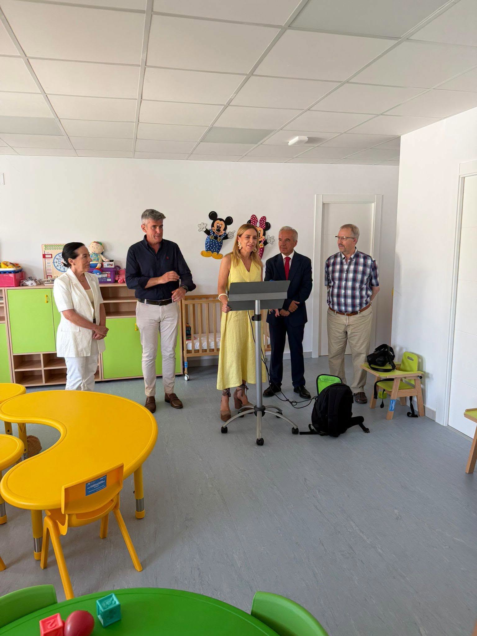 INAUGURACIÓN EN VILLALUENGA DEL ROSARIO DEL NUEVO CENTRO SOCIOCULTURAL