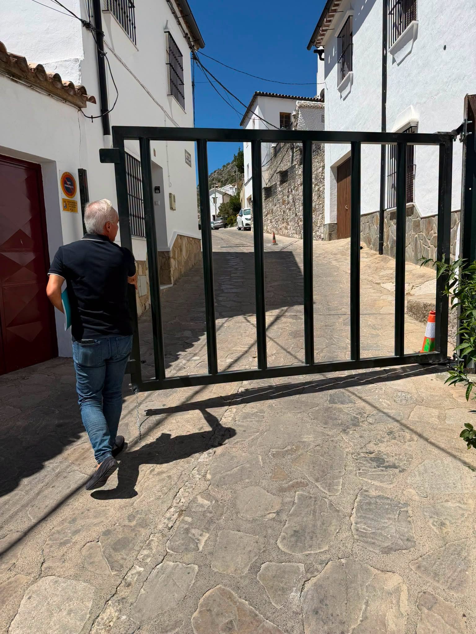 INSTALACIÓN DE NUEVO VALLADO EN VILLALUENGA DEL ROSARIO PARA LA CELEBRACIÓN DEL TORO DE CUERDA 2026